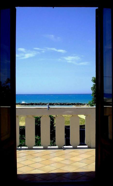 B&B Nettuno Сан Леоне Екстериор снимка