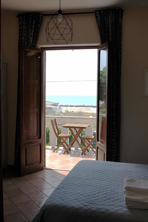 B&B Nettuno Сан Леоне Екстериор снимка